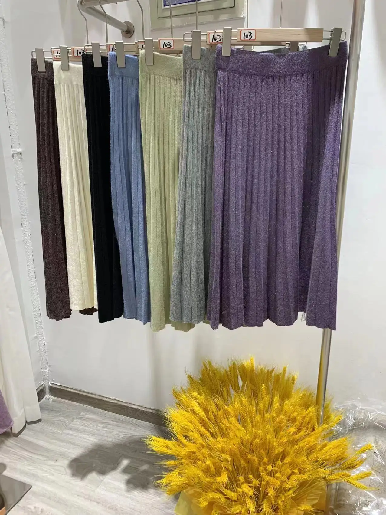 Women Pleated Knitted Skirt Mid Length Winter Warm - Image 7