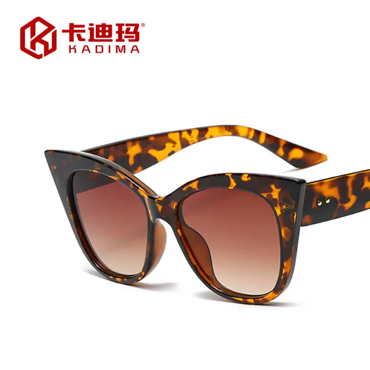 Cat's Eye Sunglasses with Brown Tinted Frames - Image 5