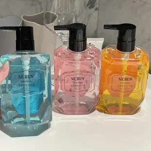 Little Red Book Silicon-free amino acid soft shampoo frosted particles cleaning cutin perfume shower gel lasting fragrance — feature 11