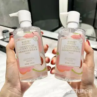 Little Red Book Silicon-free amino acid soft shampoo frosted particles cleaning cutin perfume shower gel lasting fragrance — feature 23