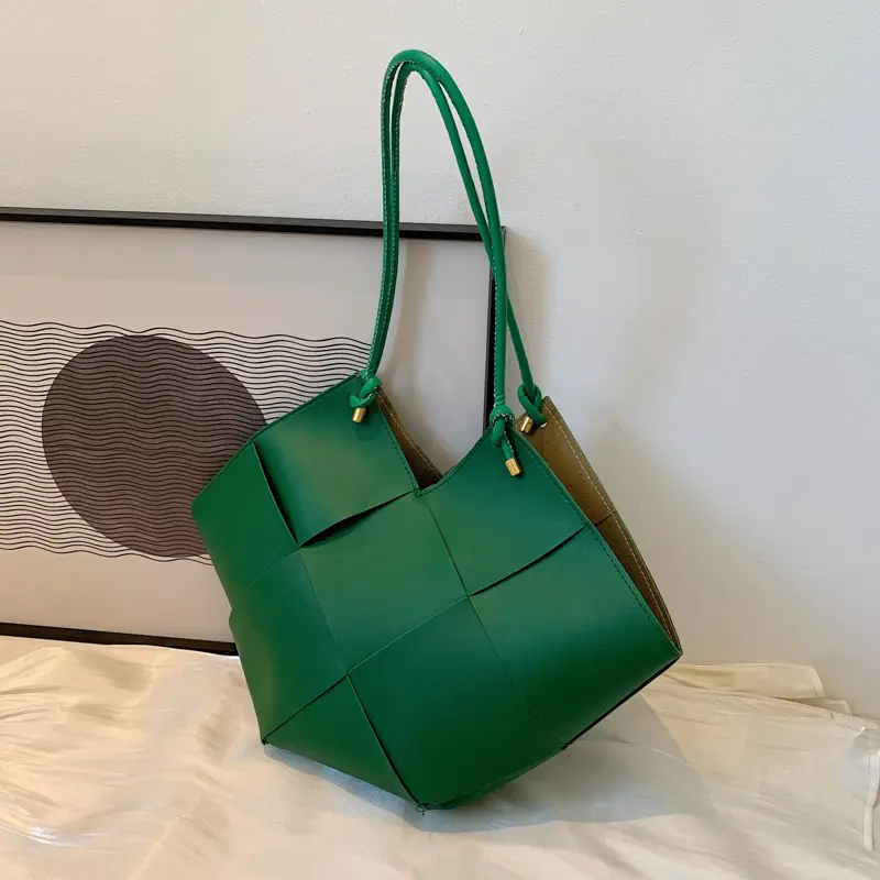 Women's Large Capacity Black Shoulder Bag 2021 - Image 2