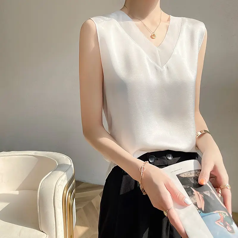 Women's V-Neck Sleeveless Silk Top Summer Suit - Image 11