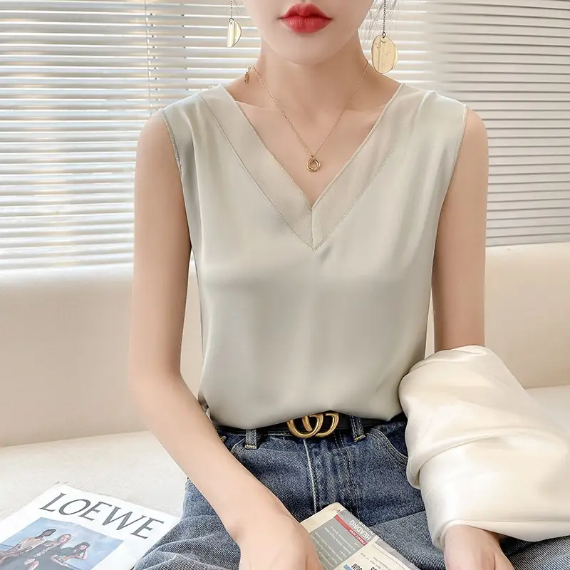 Women's V-Neck Sleeveless Silk Top Summer Suit - Image 6