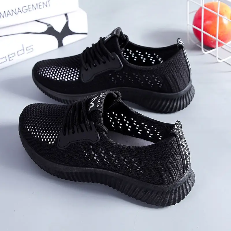 Summer Sports Shoes for Women, Fly-Knit Breathable Casual Foreign Trade Cross-Border Lightweight Soft-Soled Fitness Running Shoes with Breathable Hollow Design - Image 3