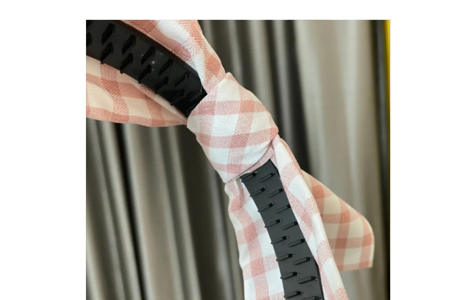 Vintage Checkered Bow Hair Accessory for Women — feature 10
