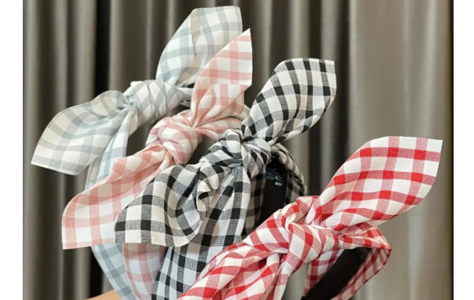 Vintage Checkered Bow Hair Accessory for Women — feature 2