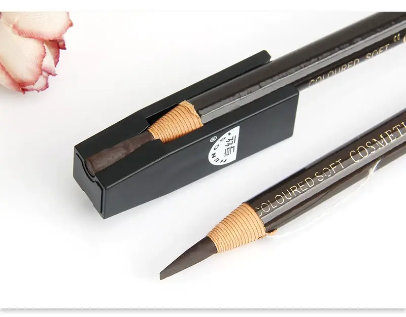 Eyebrow Pen with Duckbill Cutting Assistant — feature 10