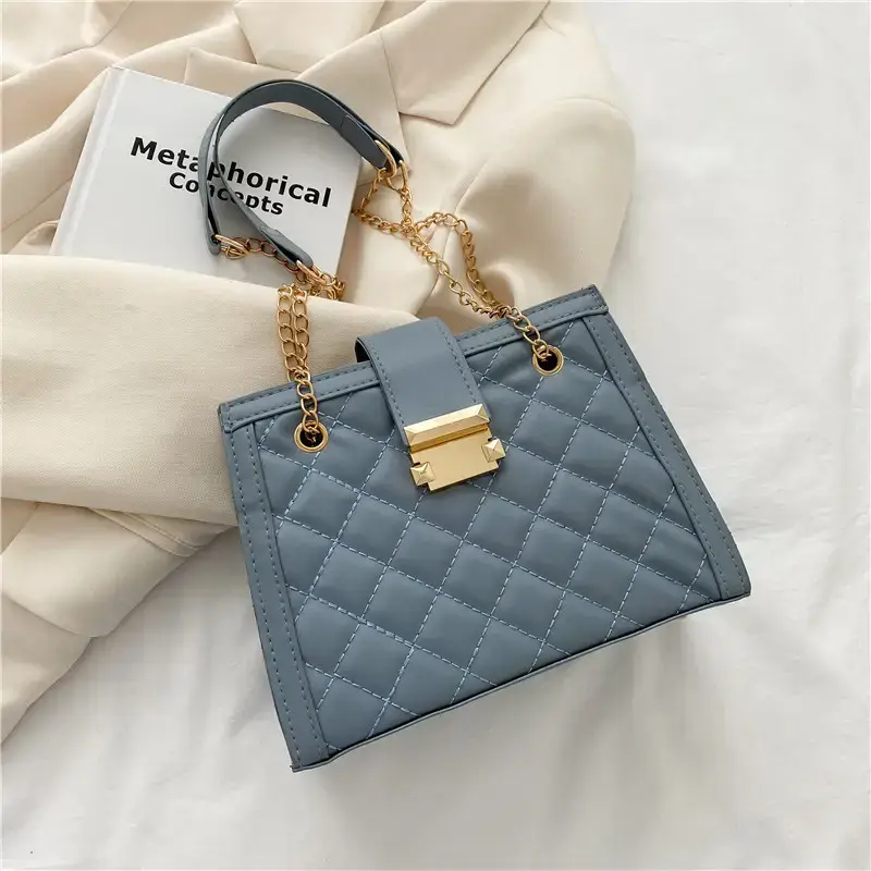 Light Blue Quilted Shoulder Bag for Women - Image 3