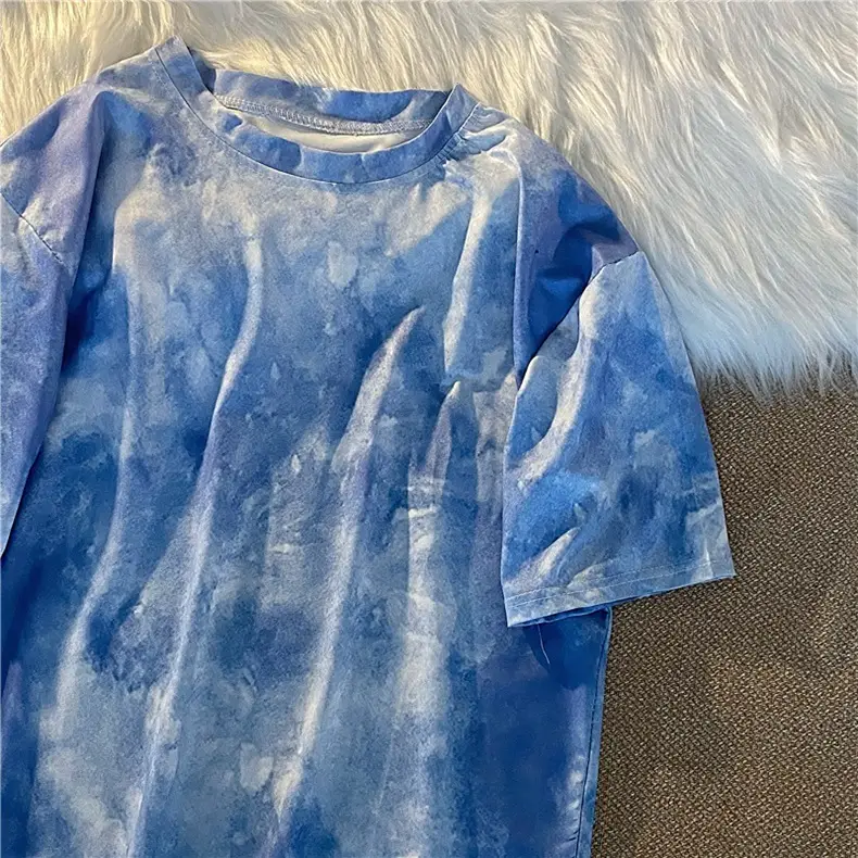 Blue Tie-Dyed Loose Sleeve T-Shirt for Women — feature 4