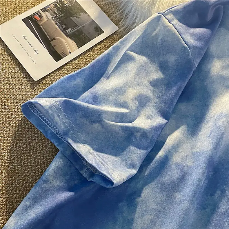 Blue Tie-Dyed Loose Sleeve T-Shirt for Women — feature 5