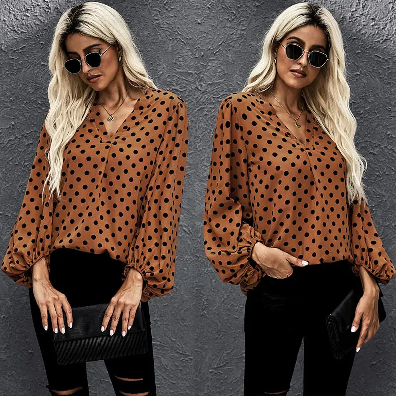 V-Neck Polka Dot Long Sleeve T-Shirt Black - Image 4