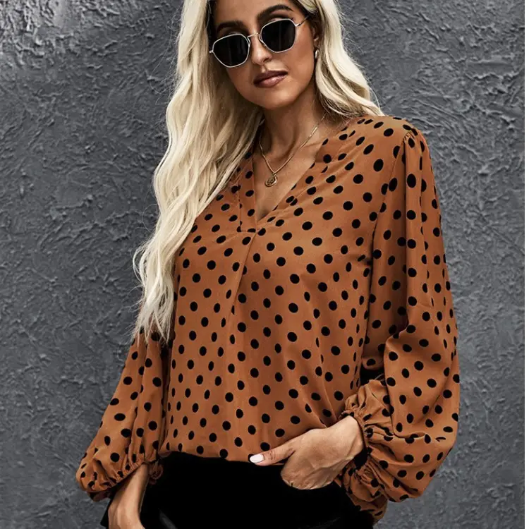 V-Neck Polka Dot Long Sleeve T-Shirt Black - Image 5
