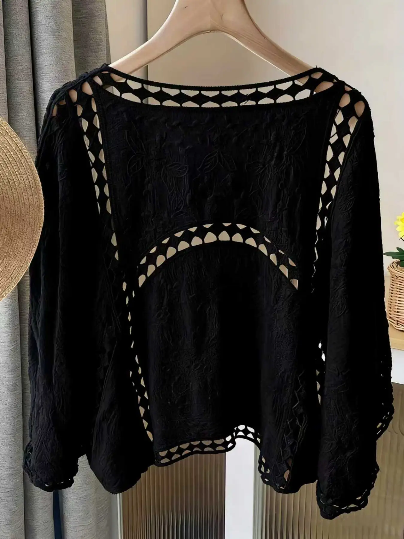 Women's Cross-Country Lace Crossbody Cardigan with 7-Piece Sleeve - Image 5