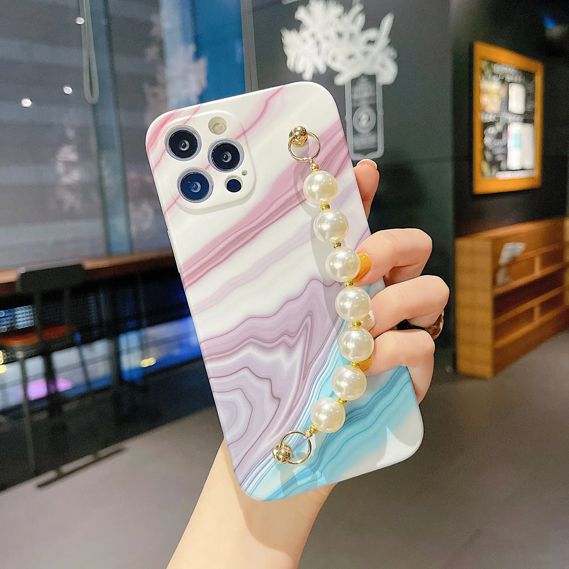 Colorful Marble Pearl Chain iPhone17 Promax Case - Image 2