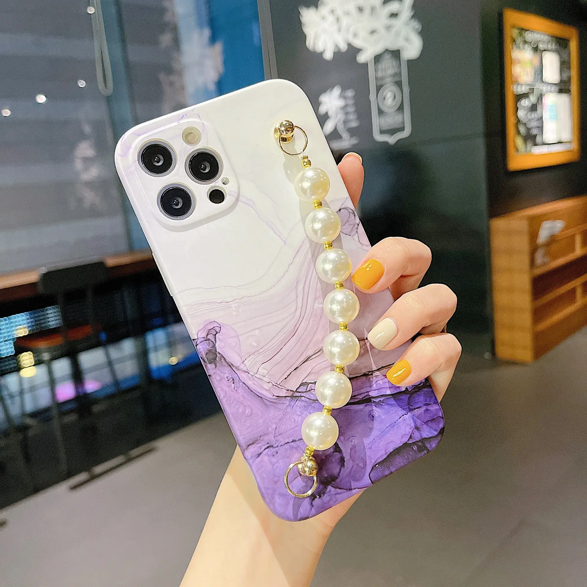Colorful Marble Pearl Chain iPhone17 Promax Case - Image 8
