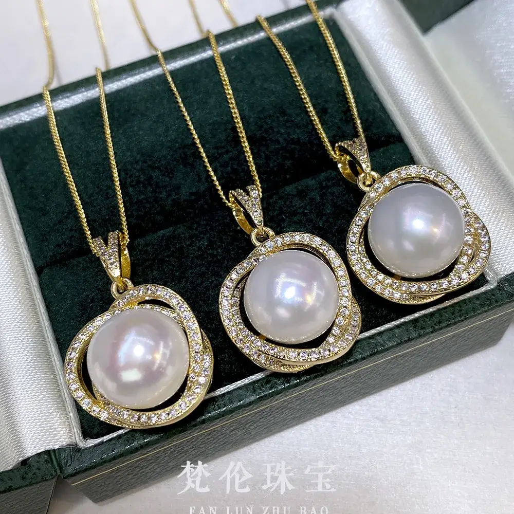 11mm Purple Pearl Rings 18K Gold with Crystal Accents - Image 2
