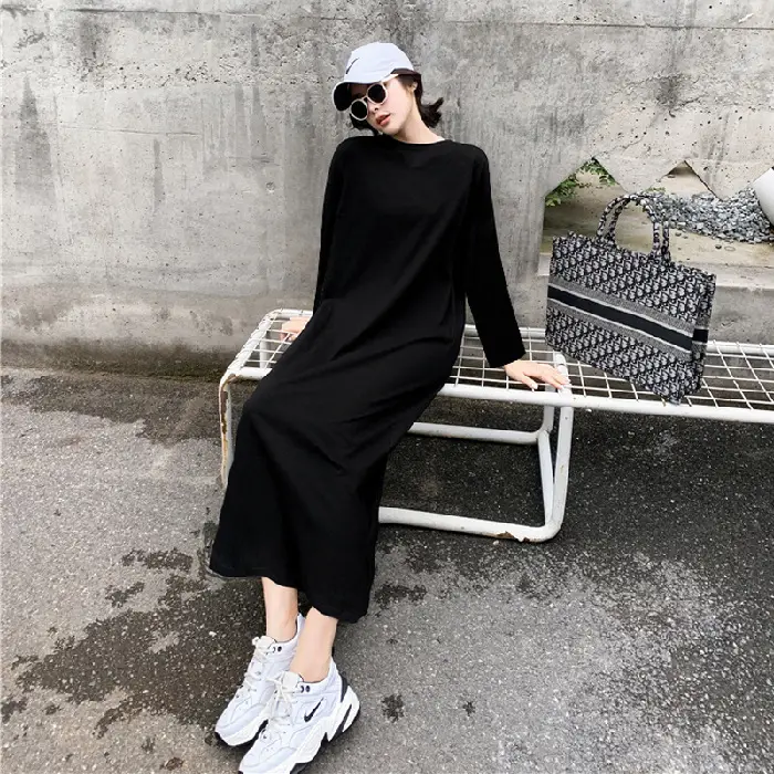 Black [long sleeve] no letters