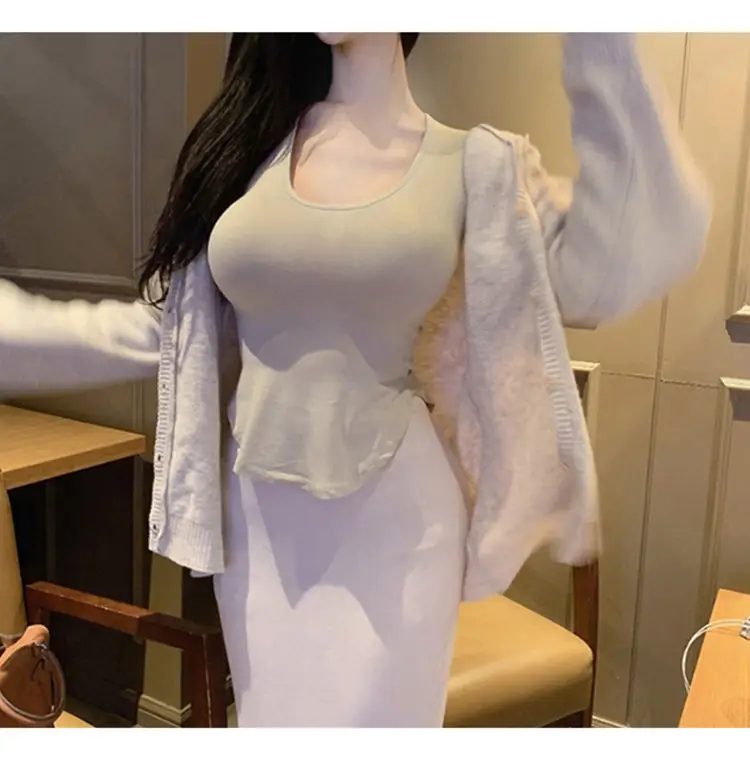 Women's Low Cut Long Sleeve T-Shirt Cream Big Curved Hem — feature 16