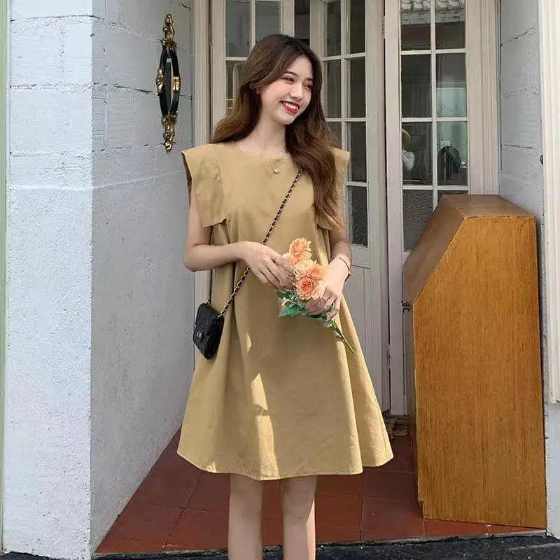 Women's Black Sleeveless A-Line Dress 2024 — feature 3