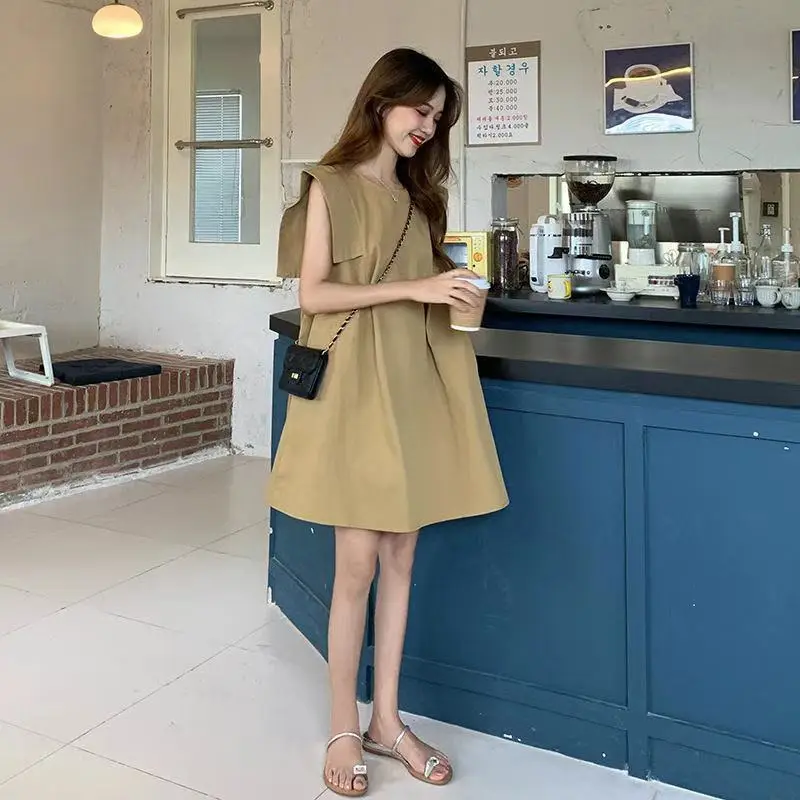 Women's Black Sleeveless A-Line Dress 2024 — feature 7