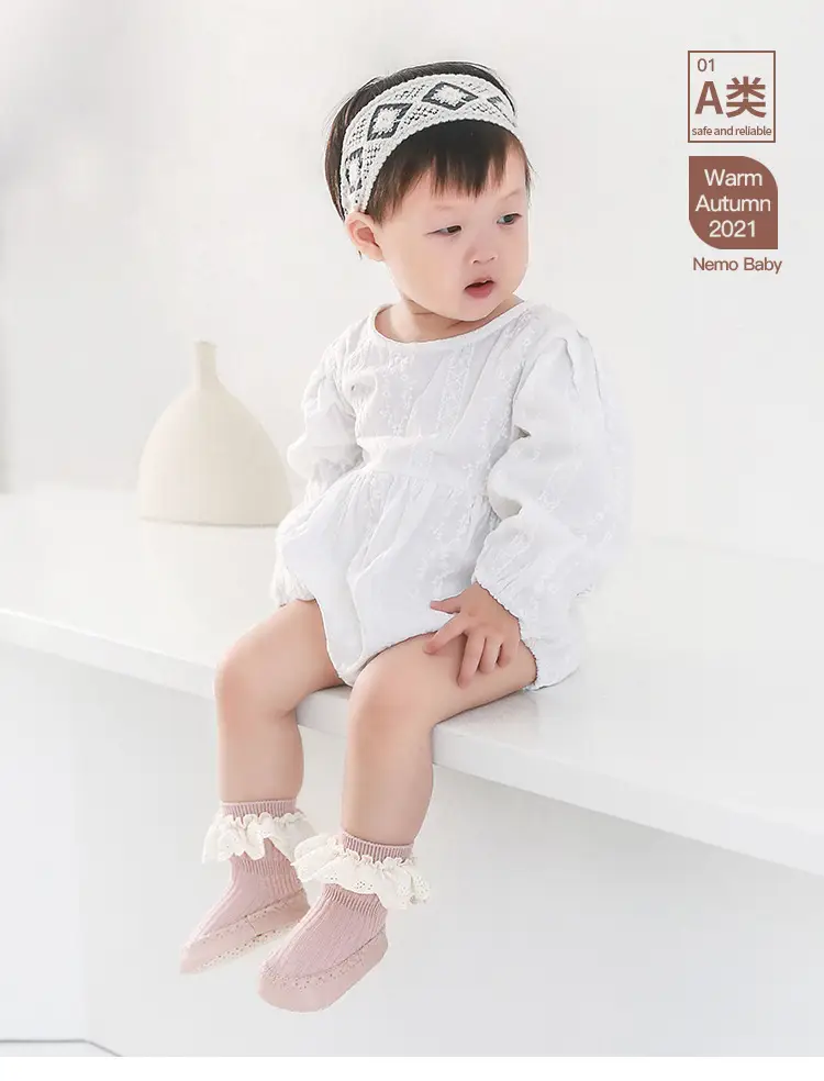 Baby Mid-Tube Anti-Slip Cotton Lace Socks — feature 3
