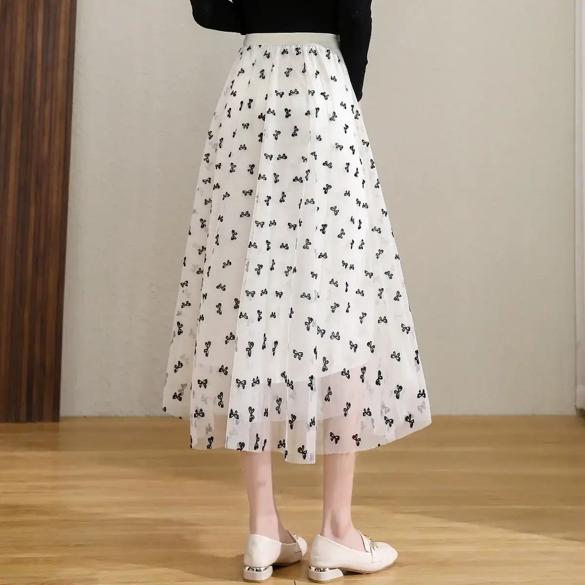 3D Flocked Bow Skirt with Bowline & Bowline Lining - Image 7