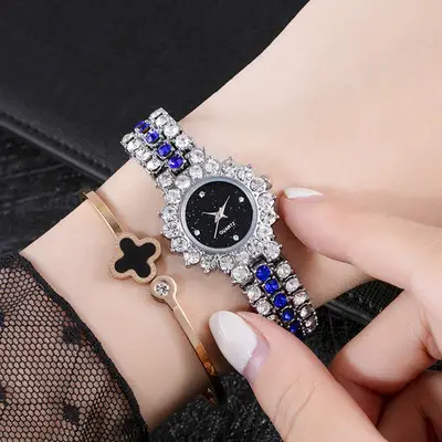 Women's Full Diamond Bracelet Watch Red Dial Korean Style - Image 8