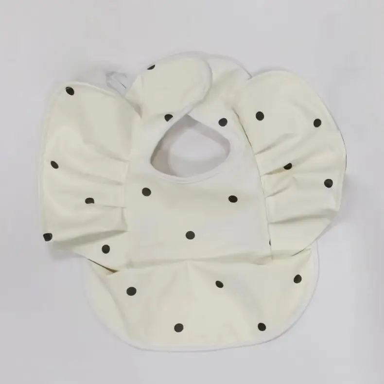 Wing circumference-milk white wave dot
