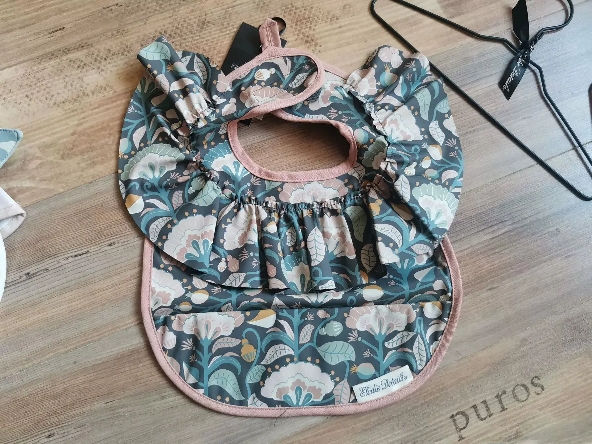 PU Waterproof Baby Food Bib with Anti-Spit Pocket - Image 33