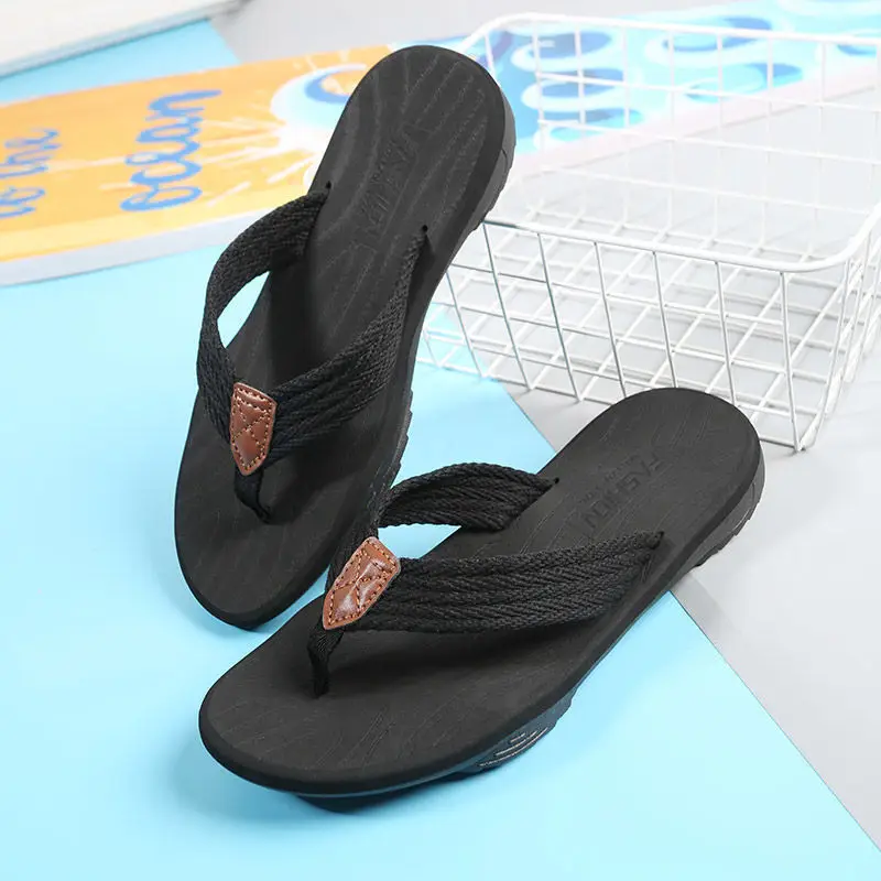 2025 Men's Grey Beach Flip-Flops Thick Soled Breathable