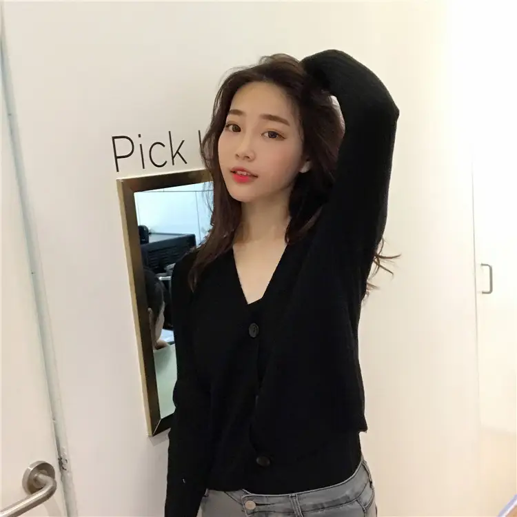 Korean-style V-neck Knitted Cardigan Autumn Wear — feature 9