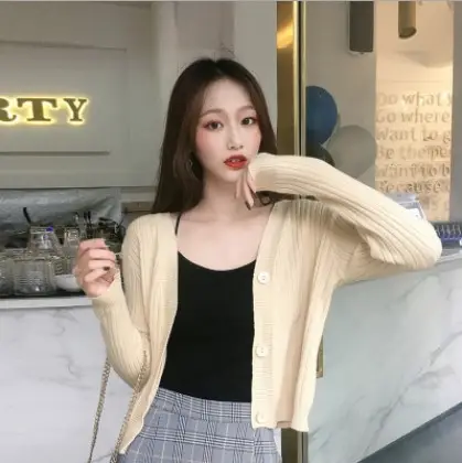 Korean-style V-neck Knitted Cardigan Autumn Wear