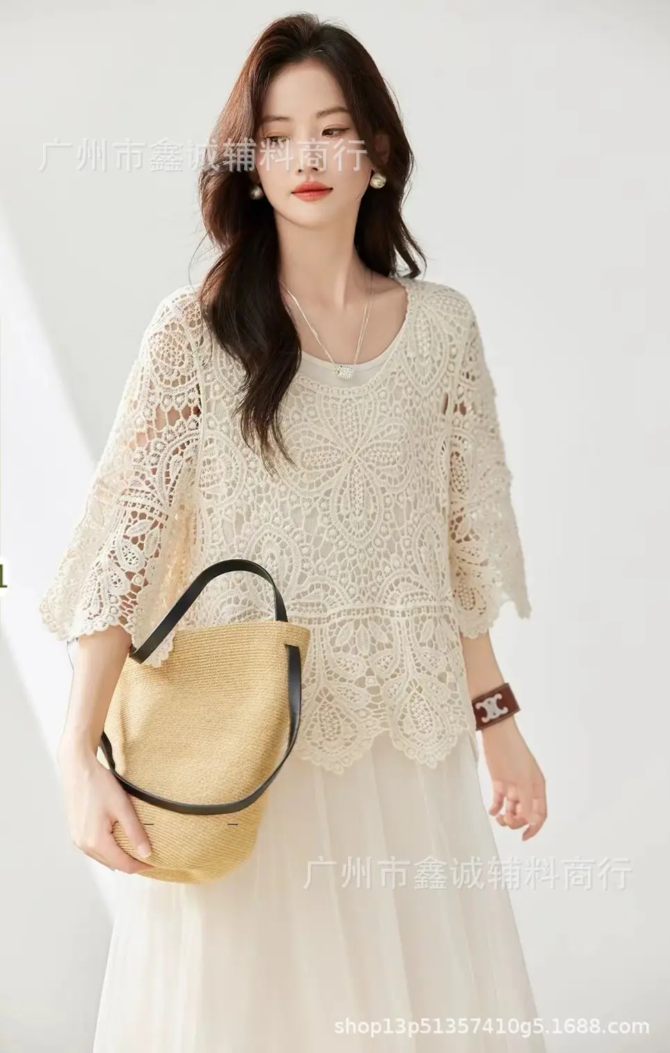 Women's White Lace Cardigan Top with Short Sleeves - Image 10