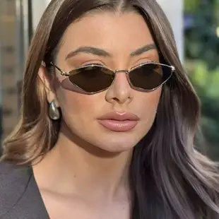 Mini Round Sunglasses for Trendy Street Style, Popular on Social Media, Essential for Sun Protection — feature 3