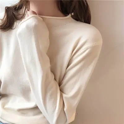 Women's Yellow Turtleneck Sweater Large Winter Wear — feature 3