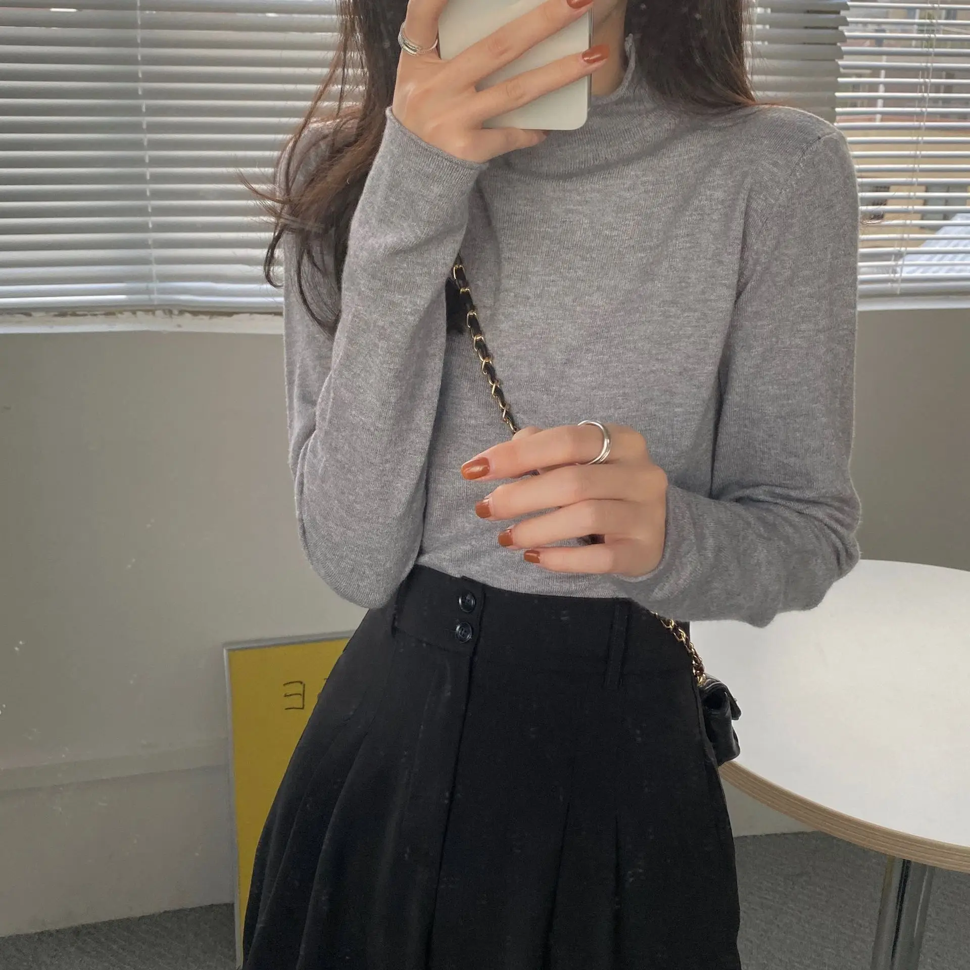 Women's Yellow Turtleneck Sweater Large Winter Wear - Image 4