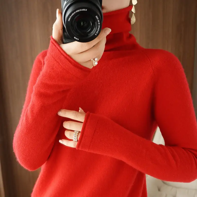 Women's Green Knit Turtleneck Long Sleeve - Image 3
