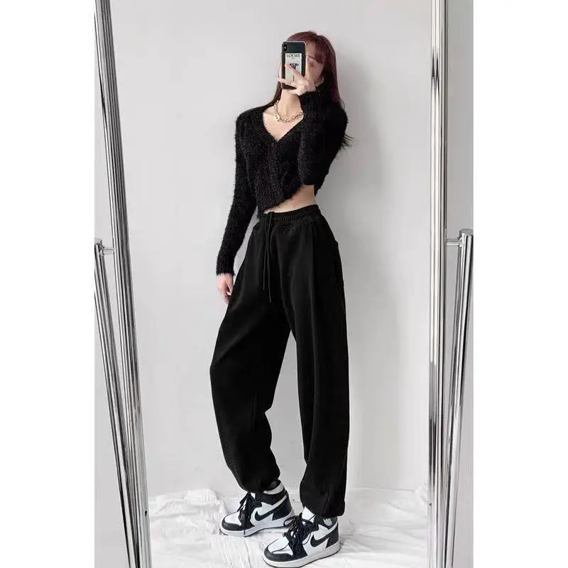 Black fleece-lined
