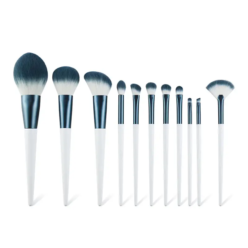 Cangzhou Bamboo Painted Makeup Brush Set - Image 9