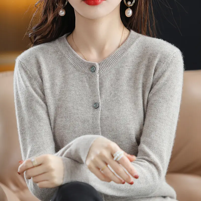 Women's 2025 Knitted Cardigan White Round Neck Short Wool - Image 4