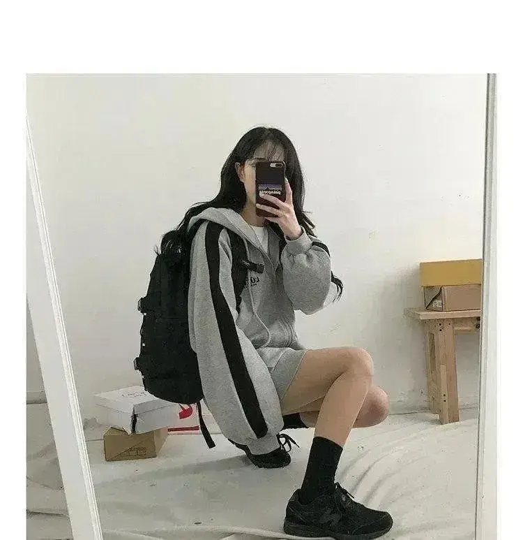 Women Grey Hooded Zipper Sweatshirt Autumn 2025 — feature 8