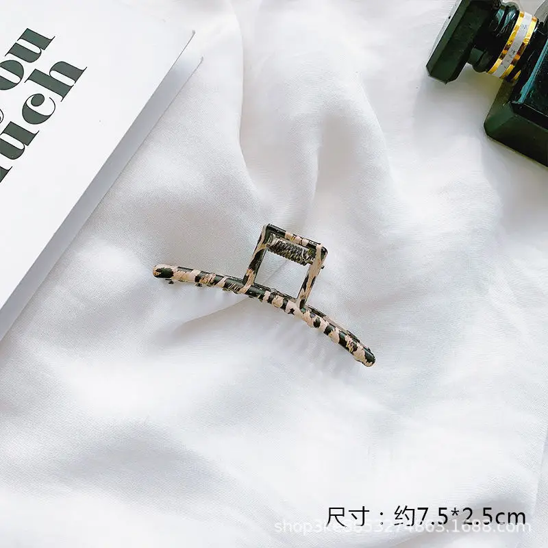 Gold Metal Hair Claw Clip Set of 3 - Image 14