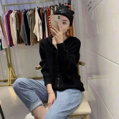 Green Knitted Hooded Cardigan for Women - Image 3