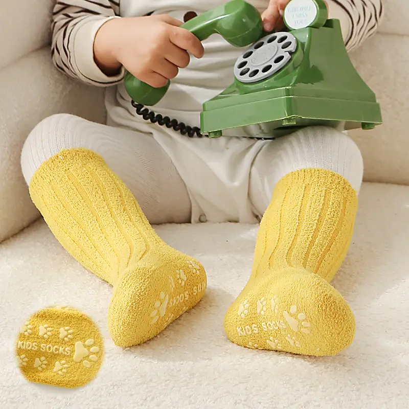 Digital Temperature Baby Socks for Kids Warm Non-Slip - Image 7