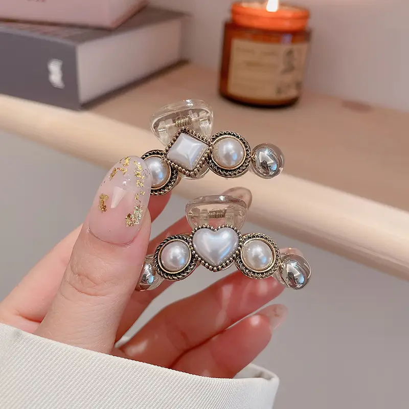 Women's Pearl Heart Clip Hairpin Accessory Set - Image 4