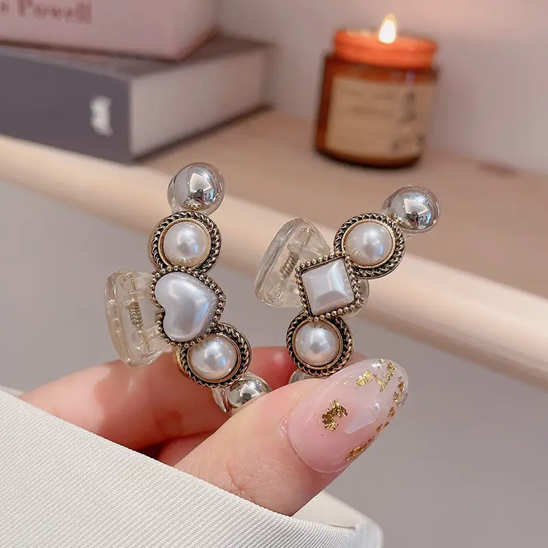 Women's Pearl Heart Clip Hairpin Accessory Set - Image 7