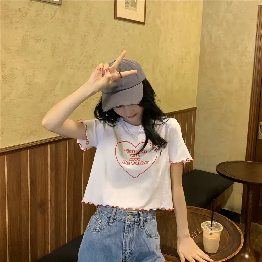 Women Black Heart Print Short Sleeve T-Shirt 2025 — feature 3
