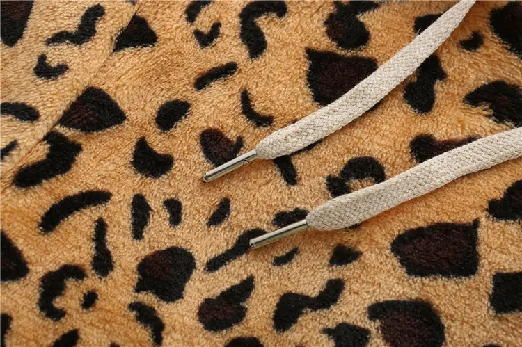 Leopard Print Fleece Hoodie Women Winter Jacket Black White — feature 17
