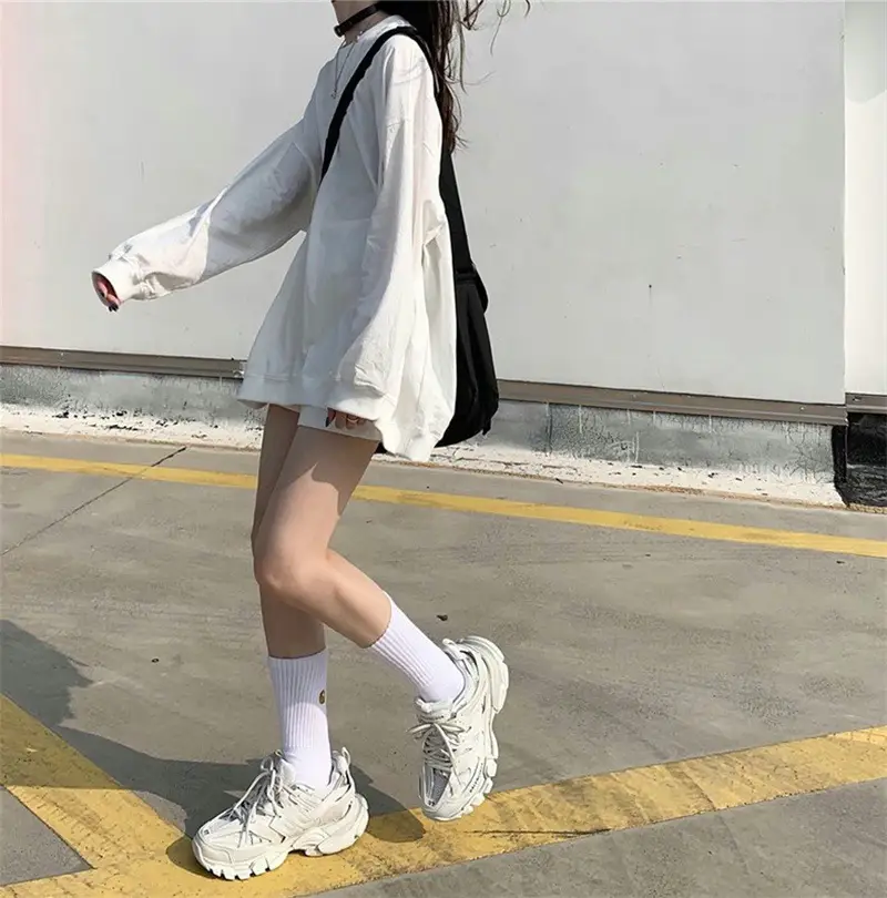 Women Korean Style Loose Sweatshirt White Long Sleeve — feature 5