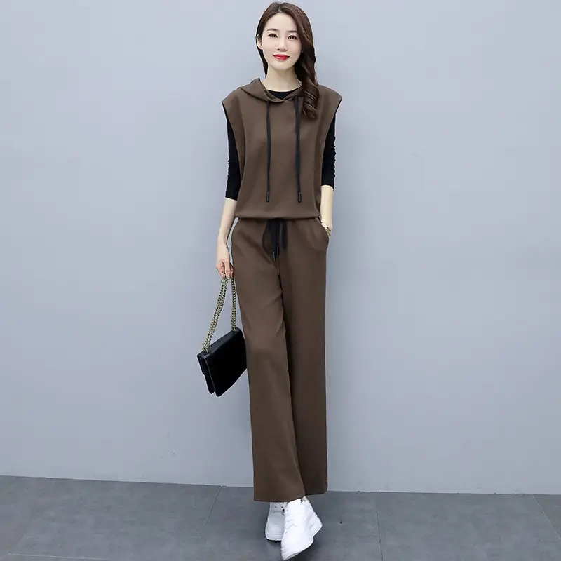 Women's 2-Piece Brown Hooded Vest & Wide Leg Pants Set - Image 5